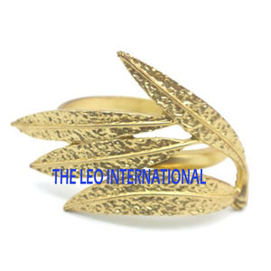 Nouveau produit : Porte-serviettes de luxe en métal avec anneau en aluminium pour mariages et restaurants (vente en gros) - Product Image 3