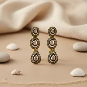 ต่างหูทรงหยดน้ำชุบทอง 18K ประดับเพชร สำหรับผู้หญิง เครื่องประดับชั้นดีสำหรับงานแต่งงาน งานเลี้ยง ของขวัญ - Product Image 1