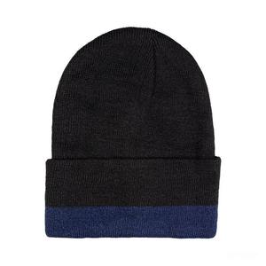 Gorro unisex de patrón sólido con tejido de poliéster tejido, accesorio de invierno cálido y de moda para exteriores, logotipo de etiqueta tejida - Product Image 2