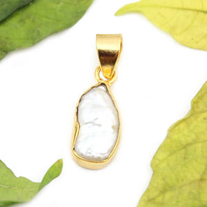 Moda clásica madre de perla piedra preciosa 24K chapado en oro latón Metal colgante joyería de moda para mujeres al por mayor a granel - Product Image 1