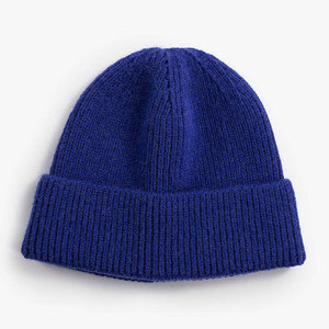 Gorro Unisex Moderno, Cómodo y Cálido, de Punto, Ligero, Elegante, para Uso Casual en Invierno, con Diseño Jacquard - Product Image 1