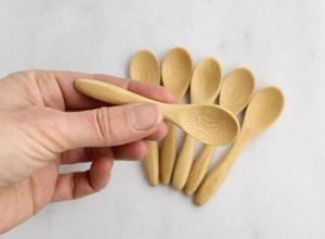Wholesale Eco-Friendly 6pcs Smooth Teak Acacia Wooden <b>Kitchen</b> Cooking <b>Utensils</b> Grip Non-Stick Spoons <b>Set</b> with Mirror Polish - Product Image 4