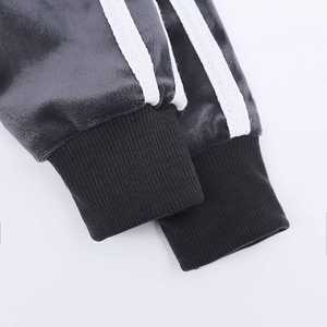 Chándal de terciopelo personalizado impreso para bebé, nuevo estilo de moda, conjunto de ropa para niños, conjunto de invierno para niños - Product Image 6