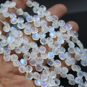 Cuentas de Piedra Lunar Arcoíris de Calidad AAA en Forma de Corazón, 8mm, 8 Pulgadas, Gema Lisa con Orificio de 0.40mm, Tienda India de Gemas para Fabricación de Joyas - Product Image 1