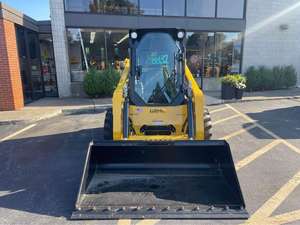 Offre Spéciale Gehl R220 Skid Steer Loader Euro5/EPA moteur diesel haute efficacité Moment de charge élevé pour la construction et l'utilisation agricole - Product Image 5