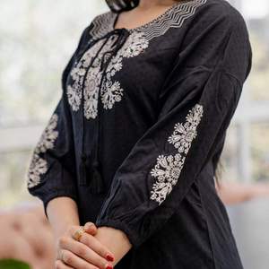 High Quality Cotton Embroidery Short Top for <b>Women</b> with Durable Stitching Embossed <b>Kurta</b> Tunic - Product Image 6