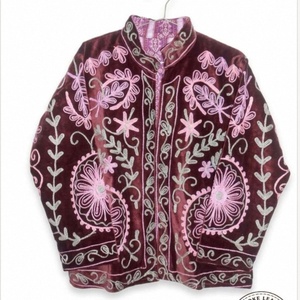 Veste unisexe réversible en velours brodé floral Suzani fait main avec logo BLTE, écologique, prête pour l'été, l'automne et l'hiver, séchage rapide - Product Image 1