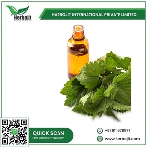 Aceite esencial natural puro 100% de calidad de exportación, suministro OEM con fragancias y mentol al por mayor de La India - Product Image 5