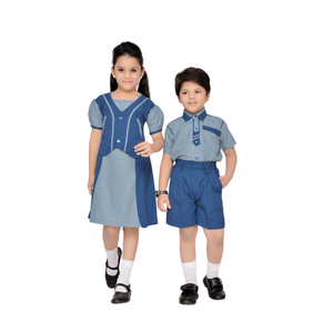 Uniforme Escolar Unisex para Niños, Hecho con Material 100% Puro, con Colores y Tallas Personalizadas Disponibles para la Venta - Product Image 1