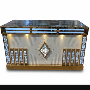 Mostrador de Recepción para Bodas, Nuevo, Fabricado en Acero Inoxidable con Acabado Dorado - Product Image 3