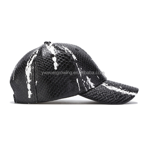 Casquette de camionneur Gorras en cuir PU avec logo avec broderie en maille personnalisée de haute qualité - Product Image 3