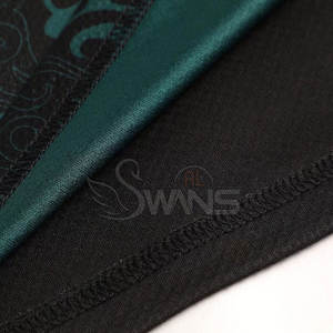 Vêtements de sport de qualité supérieure uniforme de football de couleur personnalisée uniforme de football de vente chaude fabriqué au Pakistan - Product Image 5