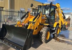 Nouveau chargeur de dérapage JCB 3CX avec composants de base de moteur Perkins CHEAP-Tractopelle à vendre - Product Image 2