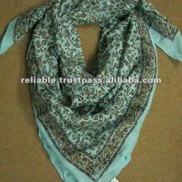 VISCOSE / RAYON PRINTED SQUARE SCARF