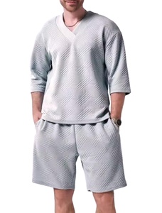 Chemise décontractée pour homme en jacquard uni à col en V, durable, ample, polyvalente, pour le printemps et l'été - Product Image 1