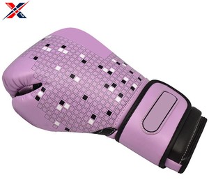 2025 Guantes de boxeo con logotipo personalizado Unisex Guantes de entrenamiento con estampado de cuero de alta calidad Color sólido Kick Boxing para exteriores Tamaños 12 oz - Product Image 1