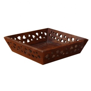 Plateau de service en forme de cœur fait à la main en bois de manguier sculpté sur mesure Technique unique pour les collations et les boissons - Product Image 2