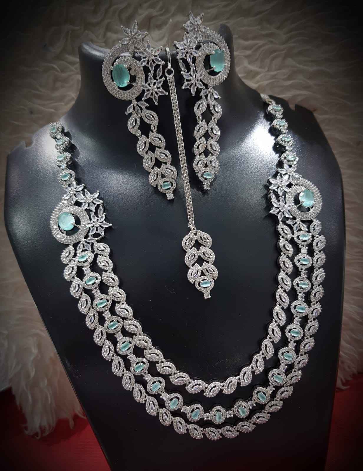 ทะเลสีเขียว