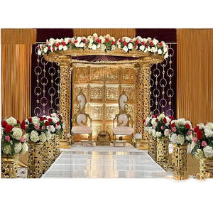 Glamorous Golden Round Mandap para boda Fácil de montar Fibra irrompible Mandaps Decoración Fabricantes DST Exports Grandes eventos - Product Image 1