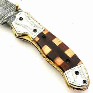 Cuchillo de bolsillo plegable Damasco Mango de calidad premium Cuchillo plegable de acero Damasco - Product Image 4