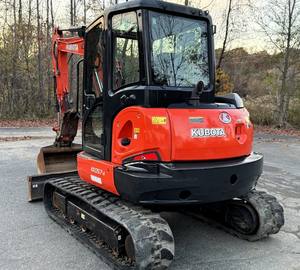 Excellente excavatrice Kubota KX057 2020 – 787 heures, Prog. Attache rapide, chenilles en caoutchouc à vendre. - Product Image 1