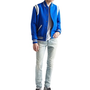 Chaqueta universitaria de tendencia superior para hombre, manga de cuero, logotipo personalizado, servicio OEM para invierno, chaqueta universitaria de estilo informal para hombre en Nurak - Product Image 2