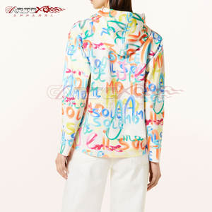 Sweat à capuche de sublimation respirant à manches longues pour femmes avec logo personnalisé et sweat à capuche de sublimation en polyester à séchage rapide - Product Image 3