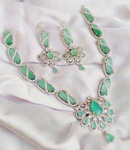 Conjunto de collar de CZ de corte de estrella de calidad Premium para mujer conjunto de collar de lujo perfecto para ocasiones especiales y conjunto de ropa de fiesta - Product Image 2