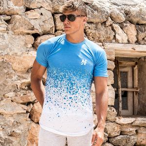 เสื้อยืดแฟชั่นฤดูร้อนทรงสลิมฟิต แขนสั้น ชายโค้ง พิมพ์ลายแบบซับลิเมชั่น โลโก้สั่งทำได้ ระบายอากาศได้ดี เสื้อยืดผู้ชาย - Product Image 2