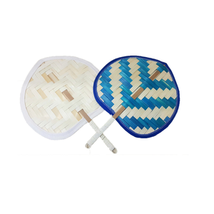 Éventail en bambou artisanal avec feuilles de palmier Éventail traditionnel pour décoration intérieure et cadeaux - Product Image 2