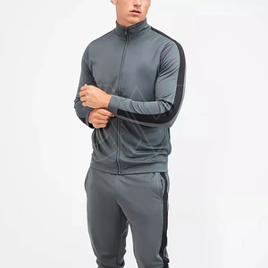 Venta al por mayor de los hombres de invierno de peso pesado sólido chándal entrenamiento gimnasio Fitness deportes sudadera pantalones de chándal Conjunto personalizado Jogger - Product Image 5
