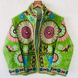 Chaqueta Suzani India Hecha a Mano, Chaqueta Corta Bordada a Mano, Abrigo Unisex, Chaqueta Corta Suzani Hecha a Mano - Product Image 1