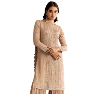 Ensemble Kurta Sharara en soie Georgette beige brodé avec des sequins et des motifs Cut Dana, pour mariage, fête, toutes saisons, personnalisé, culturel - Product Image 3