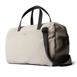 กระเป๋าเดินทาง Bellroy Lite Duffle Bag แบบปรับแต่งได้ สำหรับใช้เป็นของแจกส่งเสริมการขาย - Product Image 2
