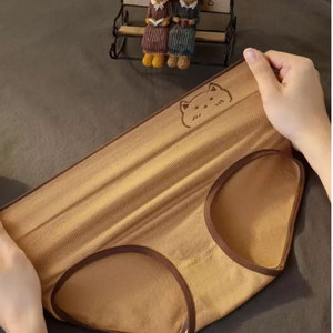 Ensemble de soutiens-gorge sexy pour femmes, nouvelle conception, confortable, sans couture, taille basse, romantique, de haute qualité, en nylon et élasthanne, respirant et écologique - Product Image 3