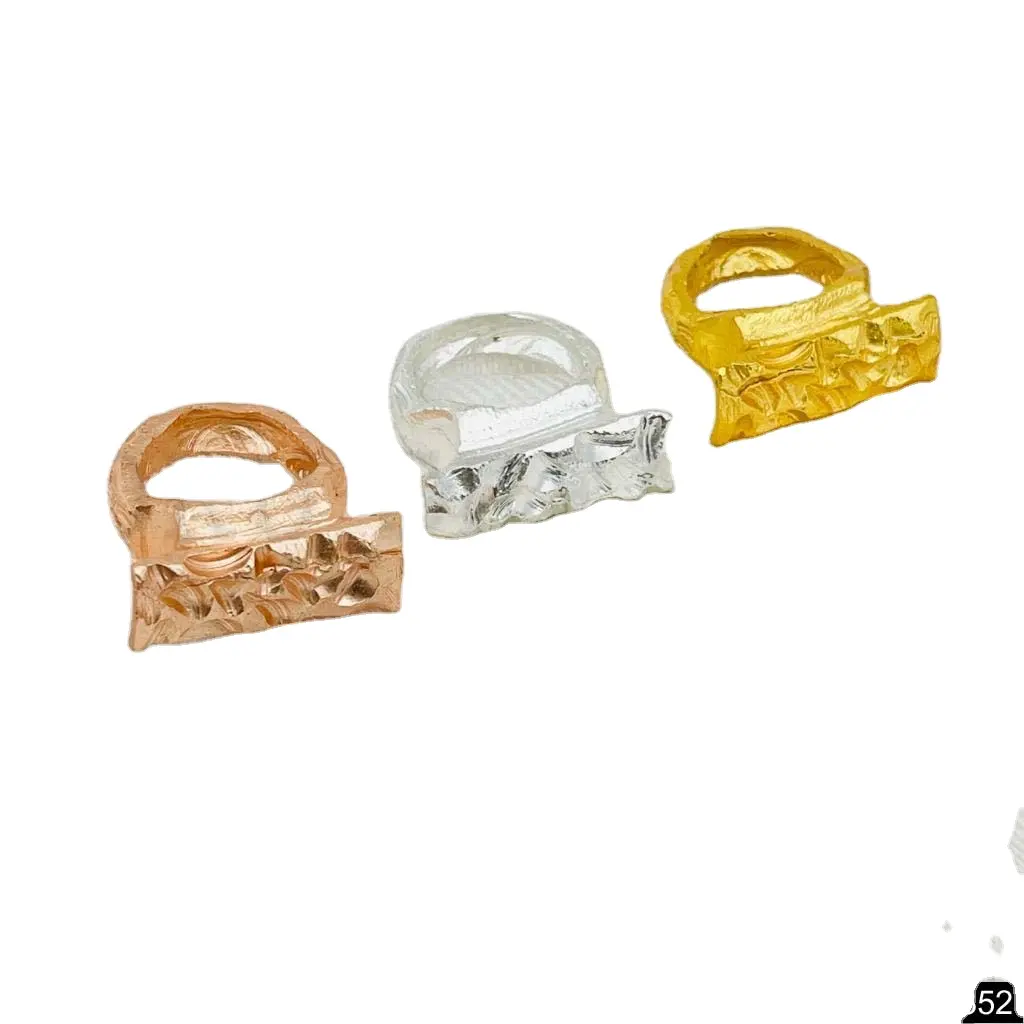Vergulde Gehamerde Handgemaakte Verstelbare Stijlvolle Ring Mode Oorringen Te Koop Tegen De Beste Prijzen Gemaakt Van Messing Met Goud