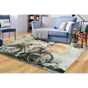 Tapis imprimé graffiti avec des enfants à vélo : doux, moderne, luxueux, personnalisé, tapis en velours de luxe - Product Image 1