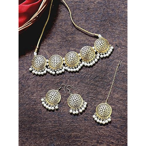 Collier ras du cou avec motif de pièce de monnaie pour les occasions festives - Product Image 1
