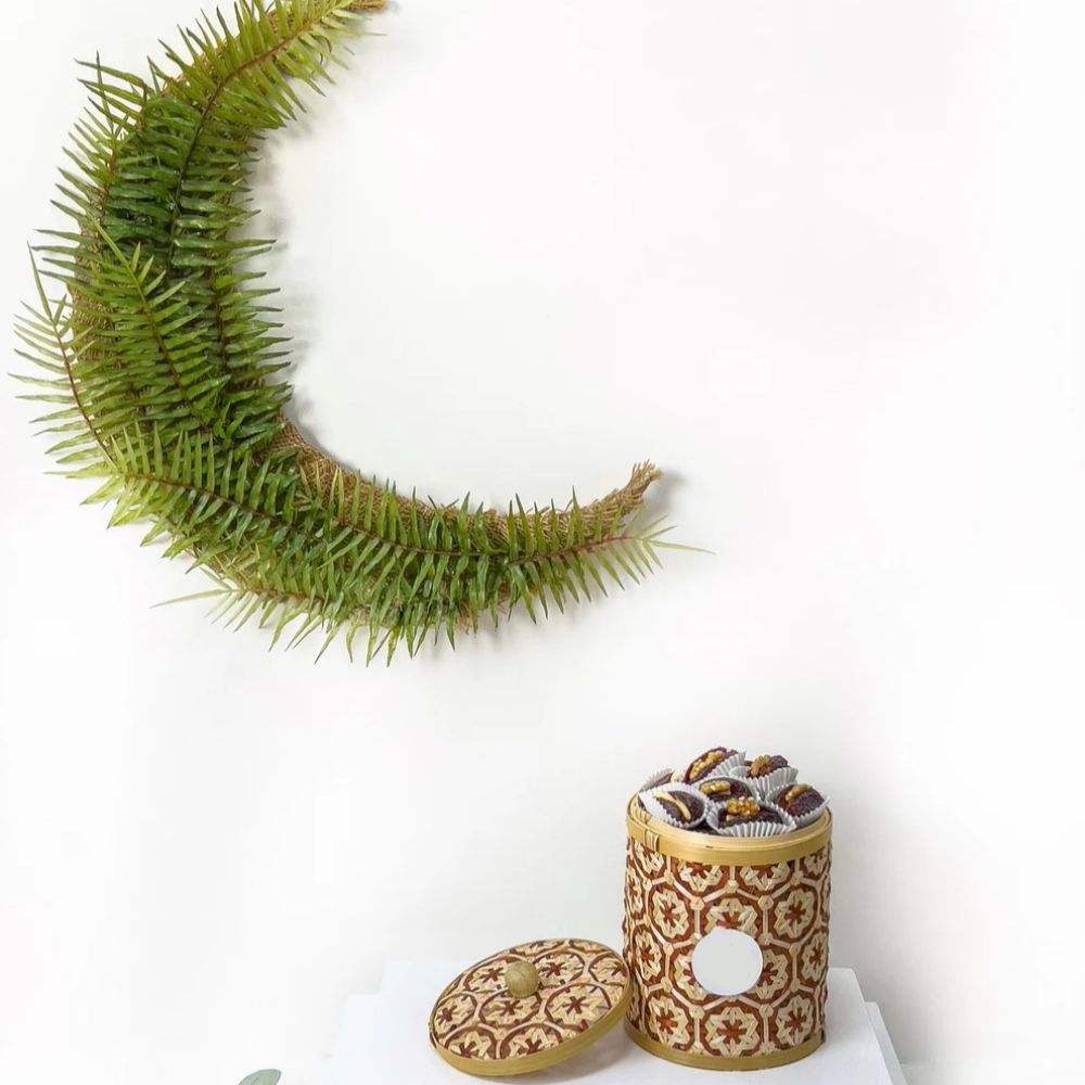 สีน้ำตาล