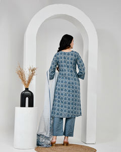 Conjunto de Kurta, Pantalón y Dupatta de Algodón Estampado para Mujer |   Traje Étnico de Verano |   Fabricante y Exportador - Product Image 4