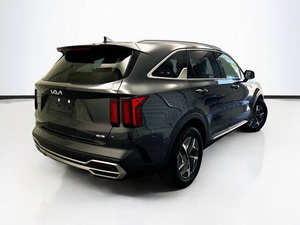 Kia Sorento Híbrido 2023 en Condición Impecable - Product Image 2