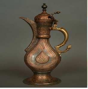 Позолоченный кулер и поднос с травлеными узорами. Декоративное Ближневосточное произведение искусства. Доступно по оптовым ценам. - Product Image 4