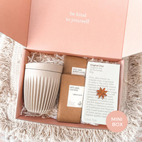 Coffret cadeau pour femmes Brume de lavande Sels de bain Savon Bombe de bain Bougie Gommage corporel Cadeau d'anniversaire Saint-Valentin