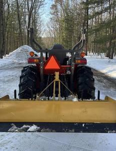Tractor de ruedas usado KUBOTA L4060 para agricultura, 73 horas, garantía de transmisión, incluye motor, bomba de engranajes y cojinetes, en venta. - Product Image 3