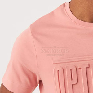 T-shirt texturé en relief avec lettres en relief et t-shirt respirant en coton mélangé lisse - Product Image 6