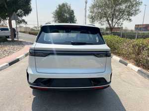 NUEVO BMW X6M 2026, COUPÉ DE 5 PLAZAS, MOTOR TURBO, TRANSMISIÓN AUTOMÁTICA, 6.1-8L GASOLINA, 4X4, BLANCO - Product Image 5