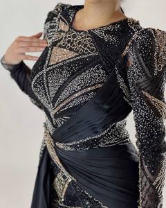 Robe de mariée en dentelle vintage luxueuse avec motif pour soirée formelle et longueur maxi - Product Image 3