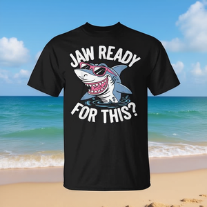 T-Shirt per Amanti dei Squali con Design della Mandibola, Pronta all'Uso per Uso Promozionale - Product Image 3