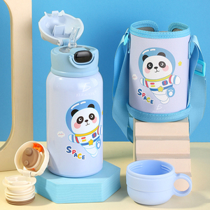 Borraccia Sportiva Isolata in Acciaio Inossidabile da 22oz con Coperchio con Cannuccia - Product Image 1