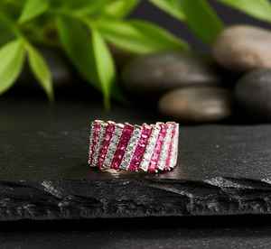 Bague en argent sterling 925 de qualité supérieure, classique, avec diamant moissanite et pierre rose - Product Image 1